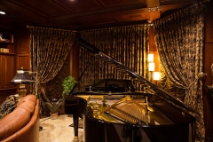 blinds-drapery-and-curtains